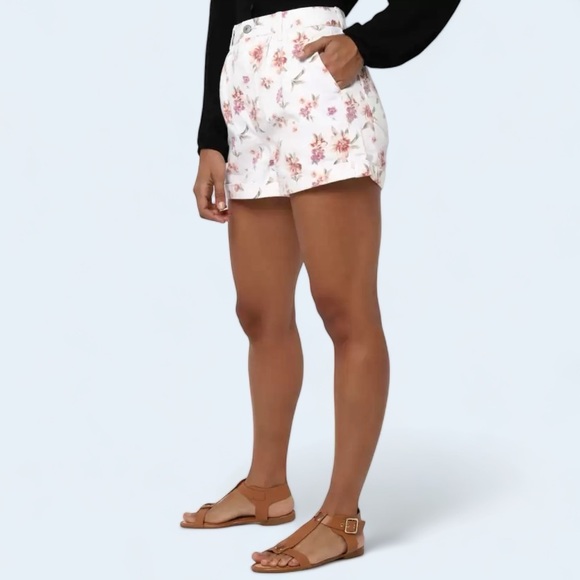 American Eagle Outfitters Pants - American Eagle Outfitters Cotton Denim Jeans Floral Regular Fit Shorts Size 8